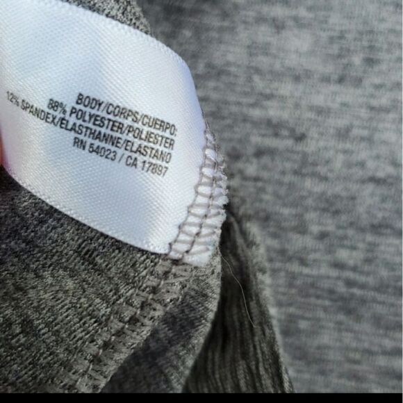 M SEMI-FITTED Half zip OLD NAVY TECH SHIRT GRAY PULLOVER POPOVER JACKET Medium - Picture 3 of 9